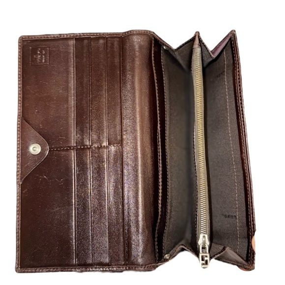 ❌SOLD❌Authentic Fendi zucca wallet - Picture 5 of 10